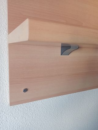 Estantería de madera para salón