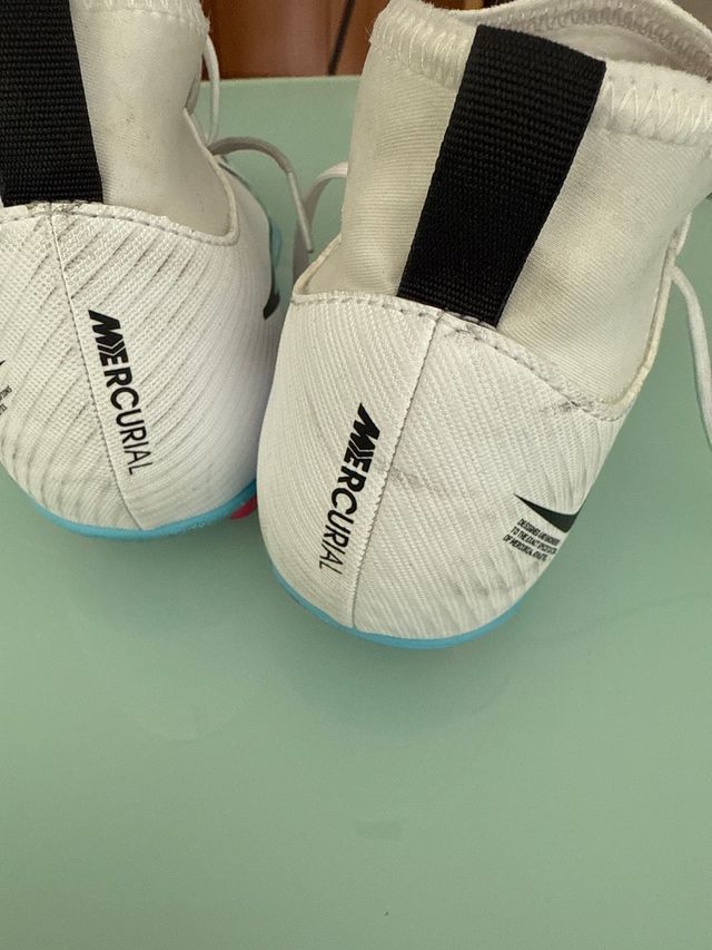 Zapatilla fútbol Mercurial Talla 38 usadas 2h
