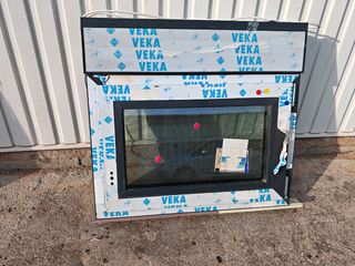 Ventana oscilobatiente automática
