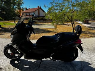Yamaha XMax 250 - 2012