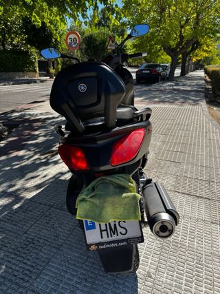 Yamaha XMax 250 - 2012