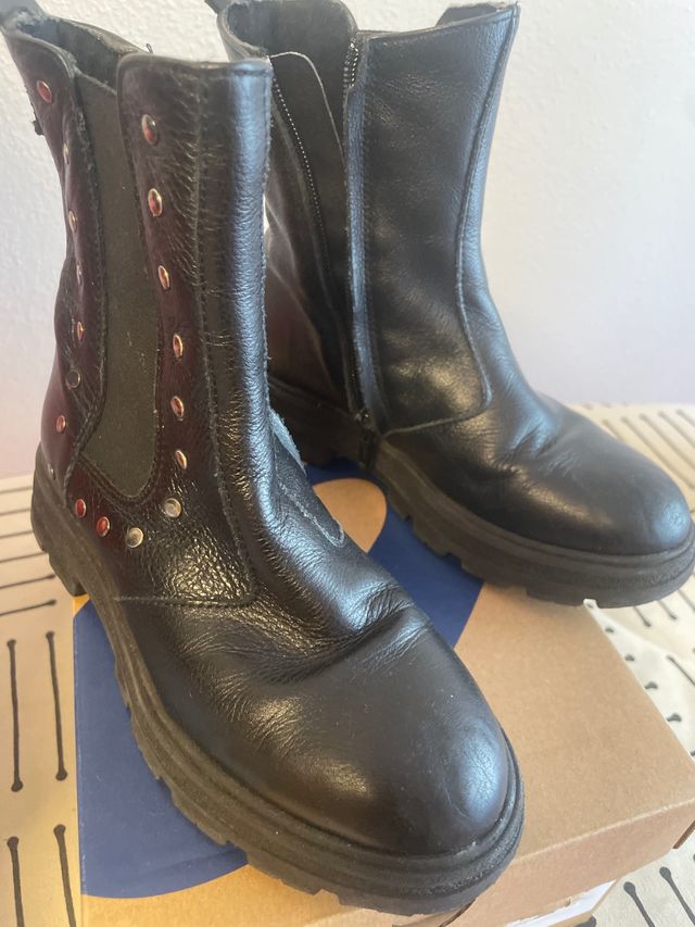 Botas niña talla 31