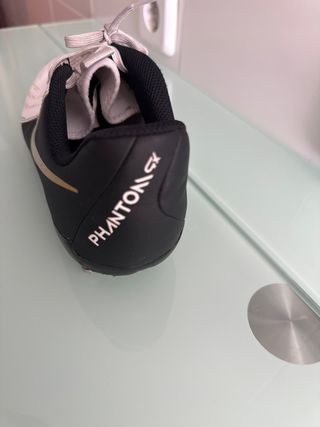 Zapatillas Fútbol Nike Phantom GX Talla 37.5