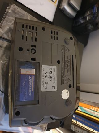 Radio Relojes Philips AJ3080 Negro, y otro Elbe.