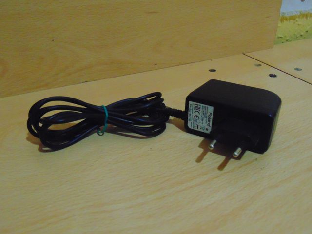 ROLAND PSD-230. Adaptador Corriente. Original.