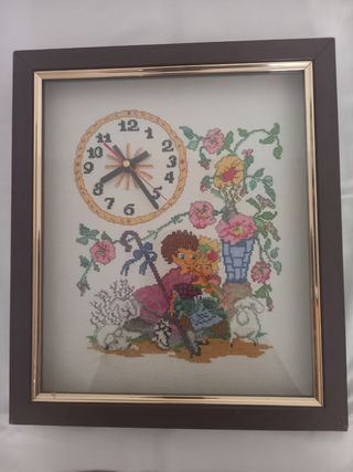 Reloj de pared decorativo