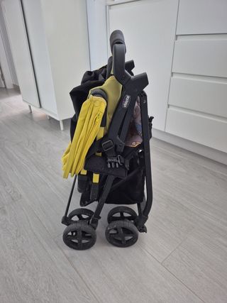 Cochecito Chicco plegable ligero