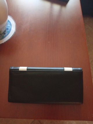 Cartera monedero negra y beige