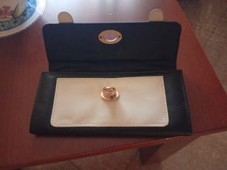 Cartera monedero negra y beige