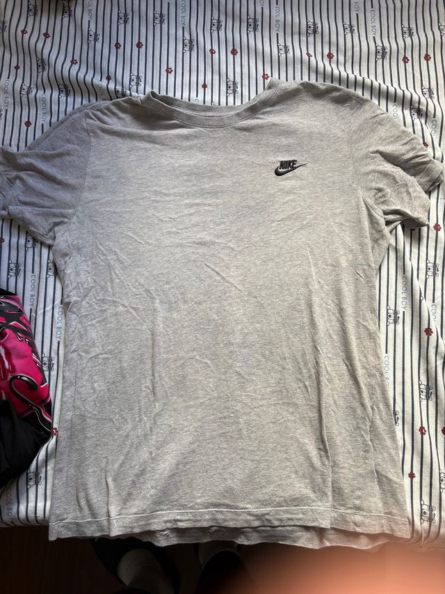 Camiseta Nike Gris Talla M