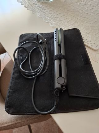 Plancha de pelo Philips SalonStraight Jade