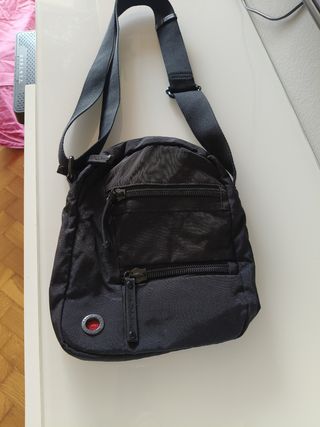 Bolso bandolera Calvin Klein negro