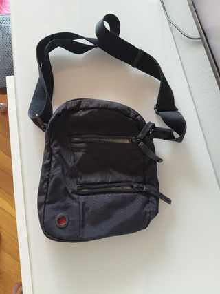 Bolso bandolera Calvin Klein negro