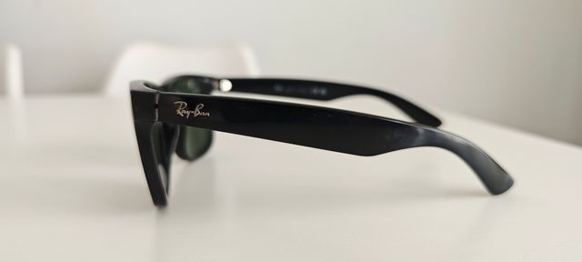 Gafas de sol Ray-Ban pasta negras modelo JUSTIN de segunda mano