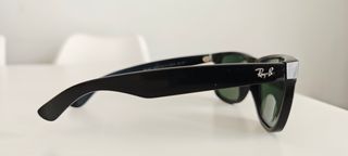 Gafas de sol Ray-Ban pasta negras modelo JUSTIN
