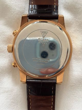 Reloj Guess Dorado y Marrón