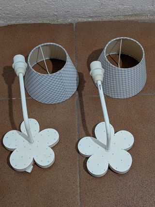 Apliques de pared infantiles flor azul y blanco
