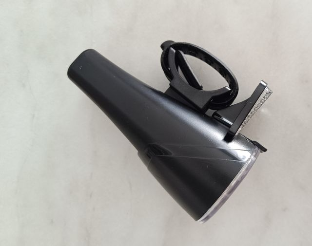 Accesorios bicicleta. Luces, timbre