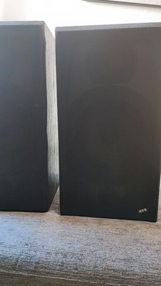 Altavoces B&W DM 110