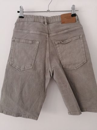Pantalón corto vaquero Zara gris