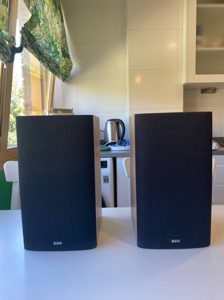 Altavoces HiFi B&W DM601-S3 + Soportes