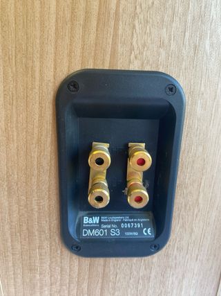 Altavoces HiFi B&W DM601-S3 + Soportes