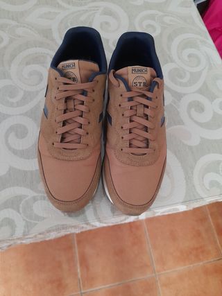 Zapatillas Munich Marrones