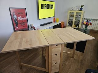Mesa comedor extensible Ikea NORDEN madera.