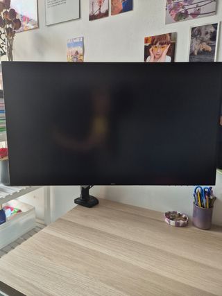 Monitor Dell 27 2K IPS con Brazo