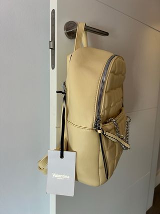 Bolso Mochila Valentina Amarillo