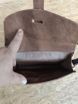 Bolso de cuero marrón