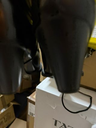 Botas camperas altas con diseño de llamas