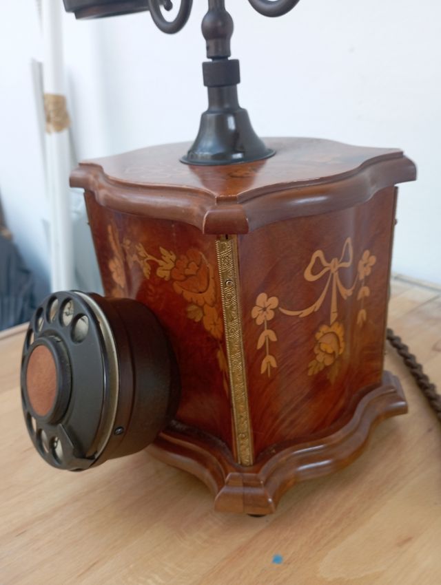 Telefono Antico Decorato Oro 18k