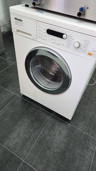Lavadora Miele Softronic W 5722