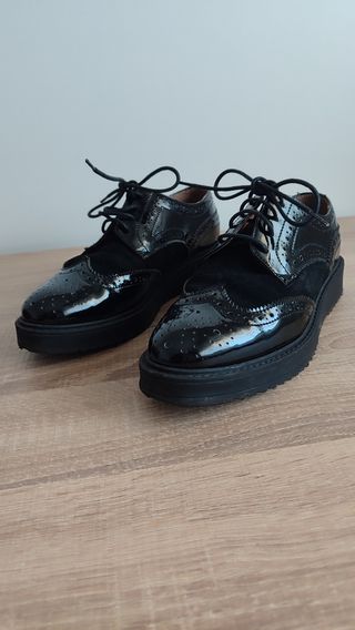 Zapatos de piel negros