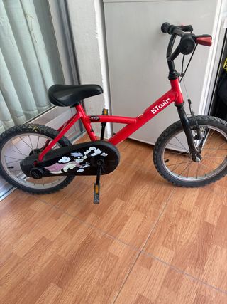 Bicicleta Infantil 16” Btwin Hyper Hero Roja