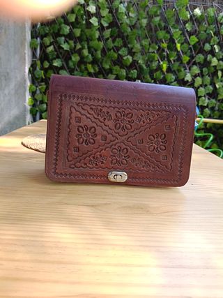 Bolso de cuero labrado nuevo