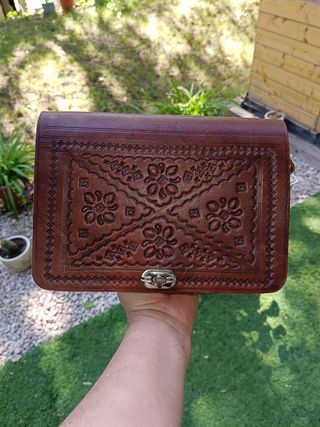 Bolso de cuero labrado nuevo