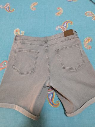 2 Bermudas Vaqueras Talla M