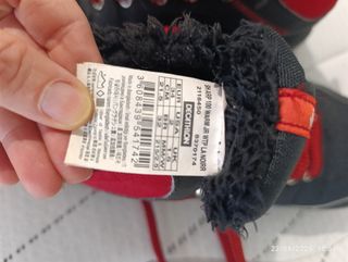 Botas de montaña Quechua talla 34