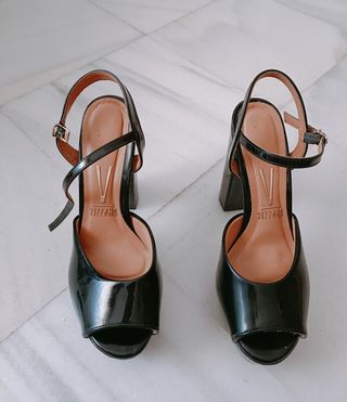 Zapatos de tacón alto negros