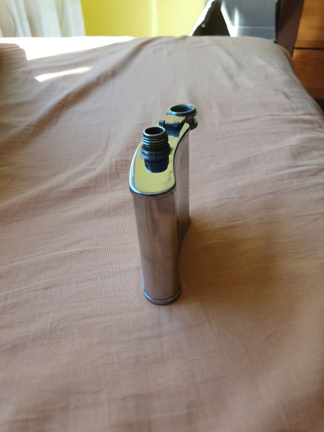 Petaca Licorera Metálica con poco uso!!