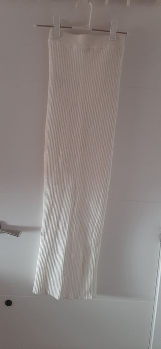 Falda Larga Tubo Elástica Bershka XS Blanca
