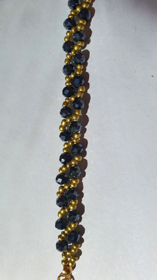 Pulsera azul marino y dorado con acero inoxidable