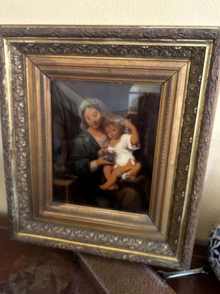 Oleo sobre cristal Virgen con Niño