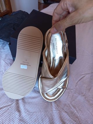 Sandalias Paloma Barceló Doradas Talla 39