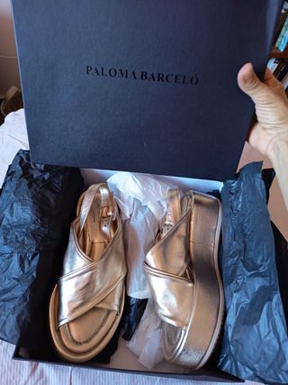 Sandalias Paloma Barceló Doradas Talla 39