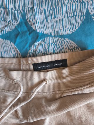 Pantalones cortos beige