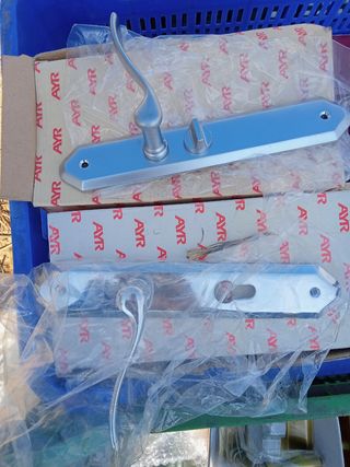 Manitas de puerta de acero inoxidable