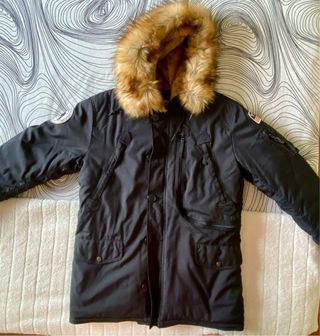 Chaqueta Invierno Alpha Industries Negra. 
Talla M